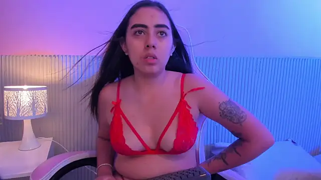 Snapshot of rose_smitth chatting on 04/08/26, 07:14 rose smitth online show from 04/08/26, 07:14