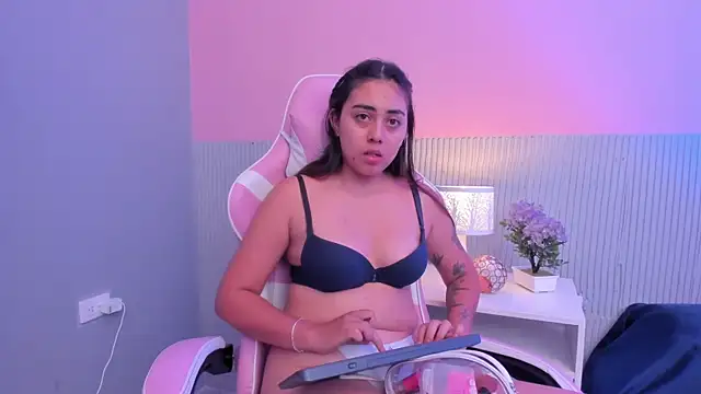 Snapshot of rose_smitth chatting on 04/09/26, 07:08 rose smitth online show from 04/09/26, 07:08