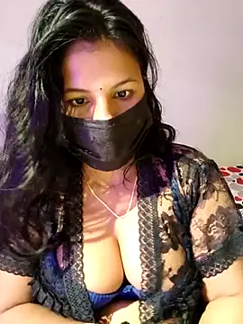 Hot Alicee online show from 05/17/26, 04:47
