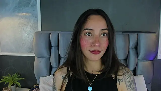 Cata Jonees online show from 04/14/26, 07:42