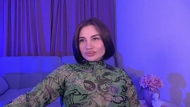 AdrianaToress online show from 05/26/26, 07:10