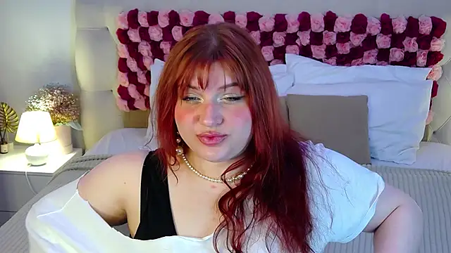 BelladonnaRed online show from 04/17/26, 03:42