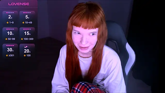 Snapshot of starker_wind chatting on 04/08/26, 02:33 starker wind online show from 04/08/26, 02:33