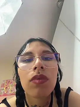 Monserratbdsm1 online show from 04/10/26, 05:17