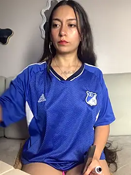 DulceLatinaxo online show from 04/16/26, 09:04