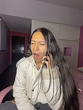 DulceLatinaxo online show from 07/16/26, 10:43