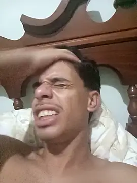 raiotrajado online show from 04/24/26, 04:15