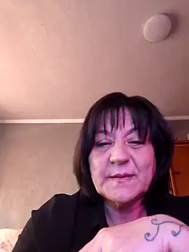 Snapshot of bagiraa_a chatting on 04/13/26, 02:33 bagiraa a online show from 04/13/26, 02:33