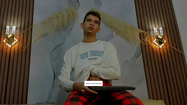 Ethanhot os online show from 04/22/26, 07:04