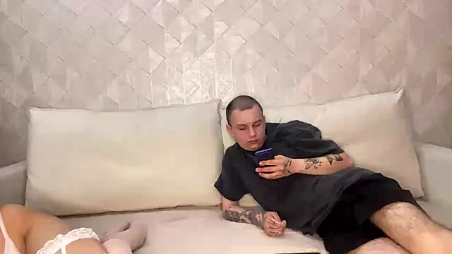 CharmSexyCouple online show from 05/01/26, 11:15