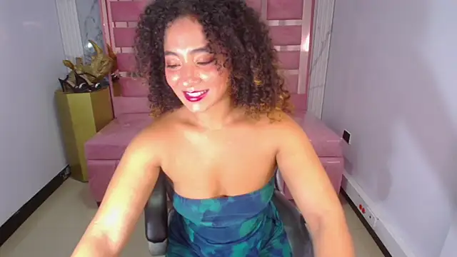 Brittany ch online show from 04/15/26, 07:58