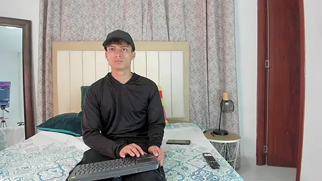 thomas and thiago online show from 04/08/26, 12:54