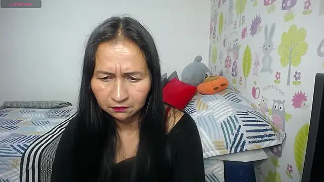 Tyna b online show from 06/14/26, 01:25