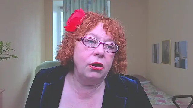 Fara Flutte online show from 04/27/26, 08:12
