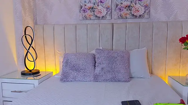 VegaSara online show from 06/06/26, 03:06