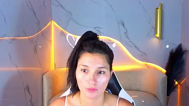 Snapshot of Alisson_tx_ chatting on 04/12/26, 07:57 Alisson tx online show from 04/12/26, 07:57