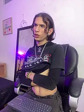 lucius morningstar online show from 04/13/26, 08:47