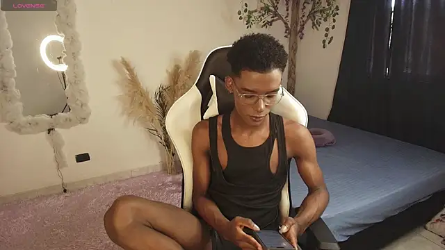 IamAndrey online show from 04/13/26, 03:28