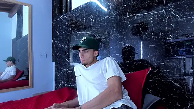 James-06 online show from 04/13/26, 11:37