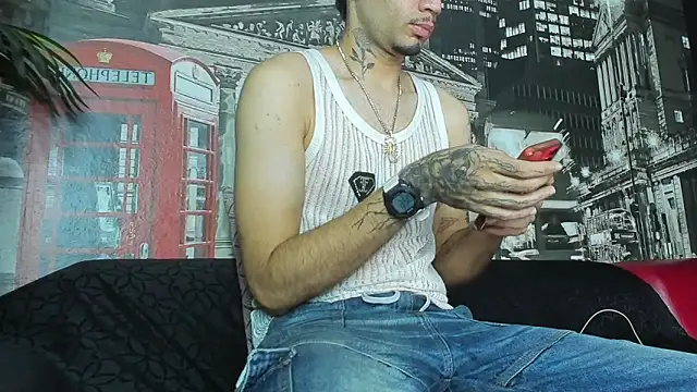 Daniel huge22 online show from 06/19/26, 02:21