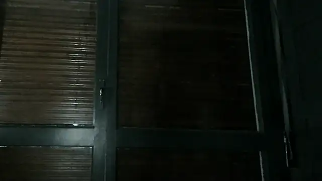 Snapshot of SlimXLVers chatting on 04/07/26, 08:20 SlimXLVers online show from 04/07/26, 08:20