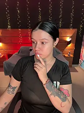 aria bloomer online show from 04/10/26, 07:51