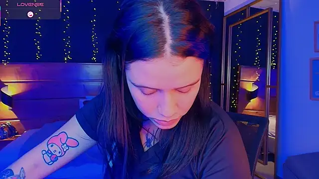 aria bloomer online show from 04/13/26, 07:41