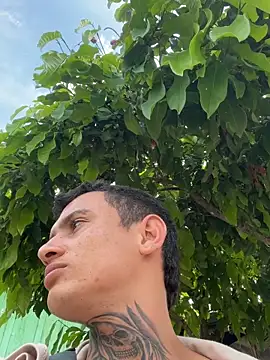 brayanz16 online show from 04/21/26, 07:39