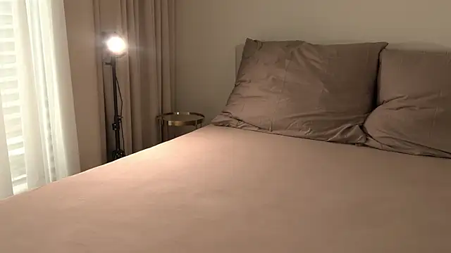 Alissa fs online show from 05/19/26, 01:39