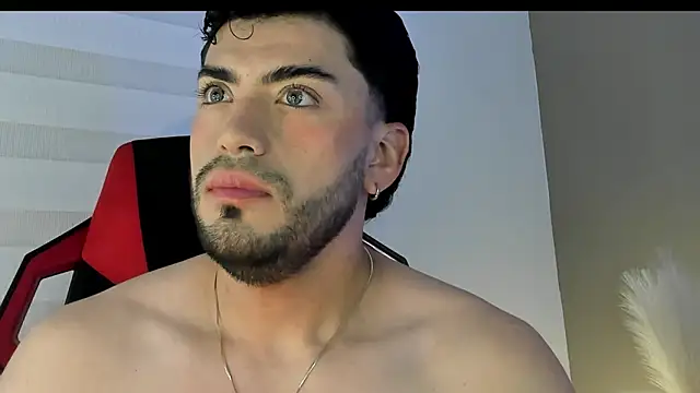 Snapshot of Alexander_Diazz chatting on 04/15/26, 01:51 Alexander Diazz online show from 04/15/26, 01:51