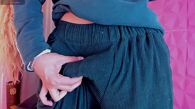 youn rider online show from 04/13/26, 07:30