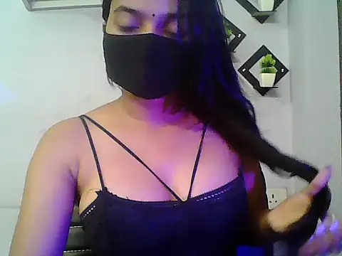 Snapshot of Saxy_Mony002 chatting on 06/27/26, 12:59 Saxy Mony002 online show from 06/27/26, 12:59