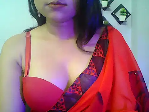 Snapshot of Saxy_Mony002 chatting on 06/28/26, 02:12 Saxy Mony002 online show from 06/28/26, 02:12