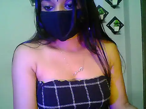 Snapshot of Saxy_Mony002 chatting on 07/28/26, 08:52 Saxy Mony002 online show from 07/28/26, 08:52