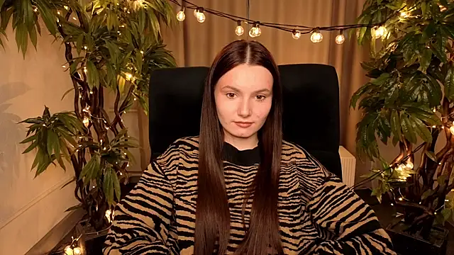 MarieFuller online show from 04/08/26, 11:54