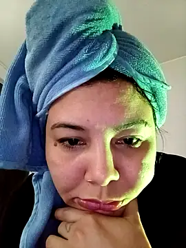 Lcamilagarcia online show from 05/01/26, 04:44