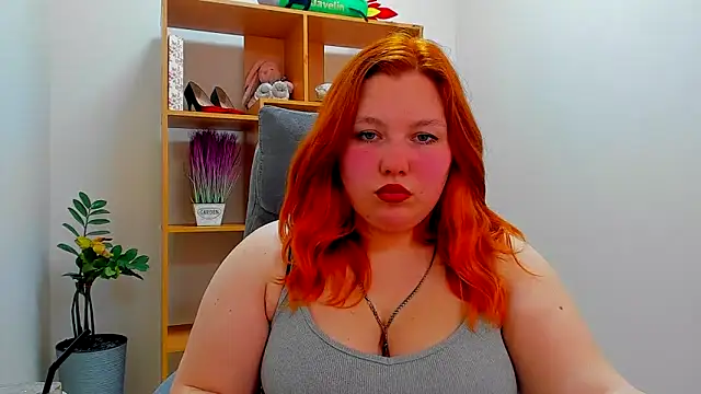 Snapshot of Aillia-Rous chatting on 04/11/26, 07:56 Aillia-Rous online show from 04/11/26, 07:56