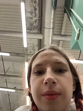 Snapshot of michelle_lovique chatting on 04/09/26, 08:09 michelle lovique online show from 04/09/26, 08:09