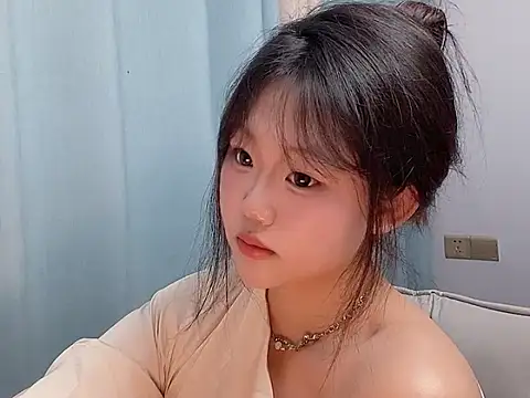 Lilababy00 online show from 04/10/26, 01:05