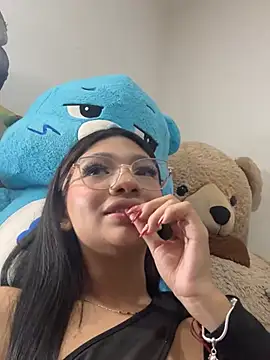 SERENA JONESS online show from 04/11/26, 01:32