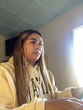  BellaSmith  online show from 07/06/26, 03:03