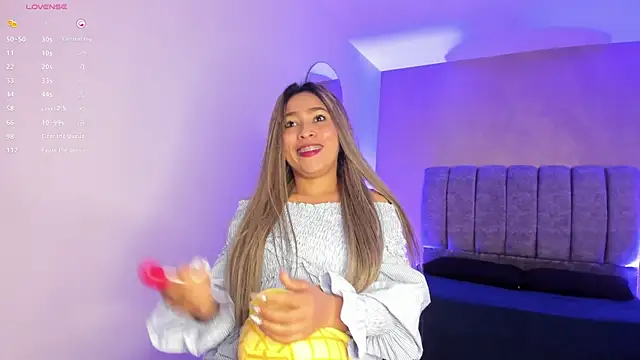 Lucero gomez online show from 04/14/26, 02:50