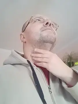 Snapshot of Luceriusbigass chatting on 12/14/24, 07:40 Luceriusbigass online show from 12/14/24, 07:40