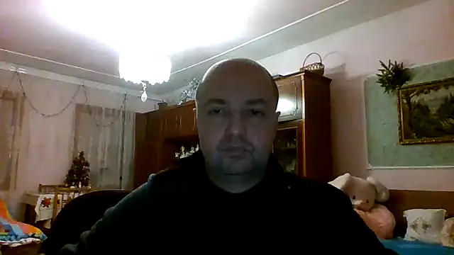 Snapshot of Luceriusbigass chatting on 12/23/24, 05:11 Luceriusbigass online show from 12/23/24, 05:11