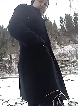 Snapshot of Luceriusbigass chatting on 12/25/24, 11:43 Luceriusbigass online show from 12/25/24, 11:43