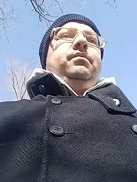 Snapshot of Luceriusbigass chatting on 02/25/25, 12:03 Luceriusbigass online show from 02/25/25, 12:03