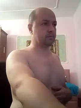 Snapshot of Luceriusbigass chatting on 03/11/25, 03:34 Luceriusbigass online show from 03/11/25, 03:34