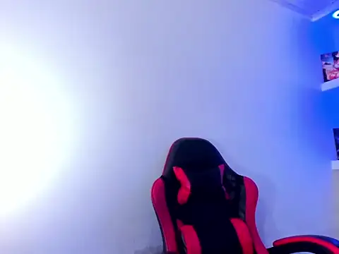 Snapshot of Noah_carter16 chatting on 04/13/26, 12:21 Noah carter16 online show from 04/13/26, 12:21