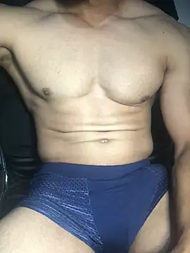 Snapshot of guh2026 chatting on 04/12/26, 04:56 guh2026 online show from 04/12/26, 04:56