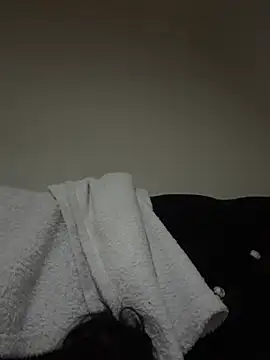 Snapshot of Bbygcx chatting on 06/30/26, 01:17 Bbygcx online show from 06/30/26, 01:17